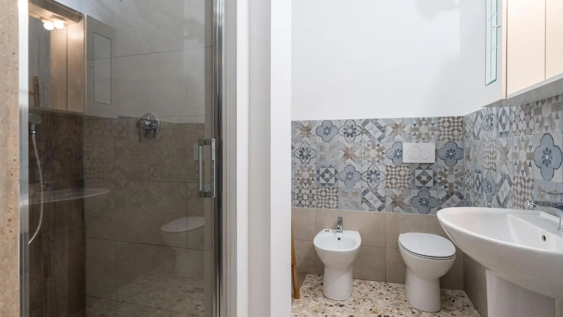 Bari Station Classic Apartment By Wonderful Italy 0*,  إيطاليا