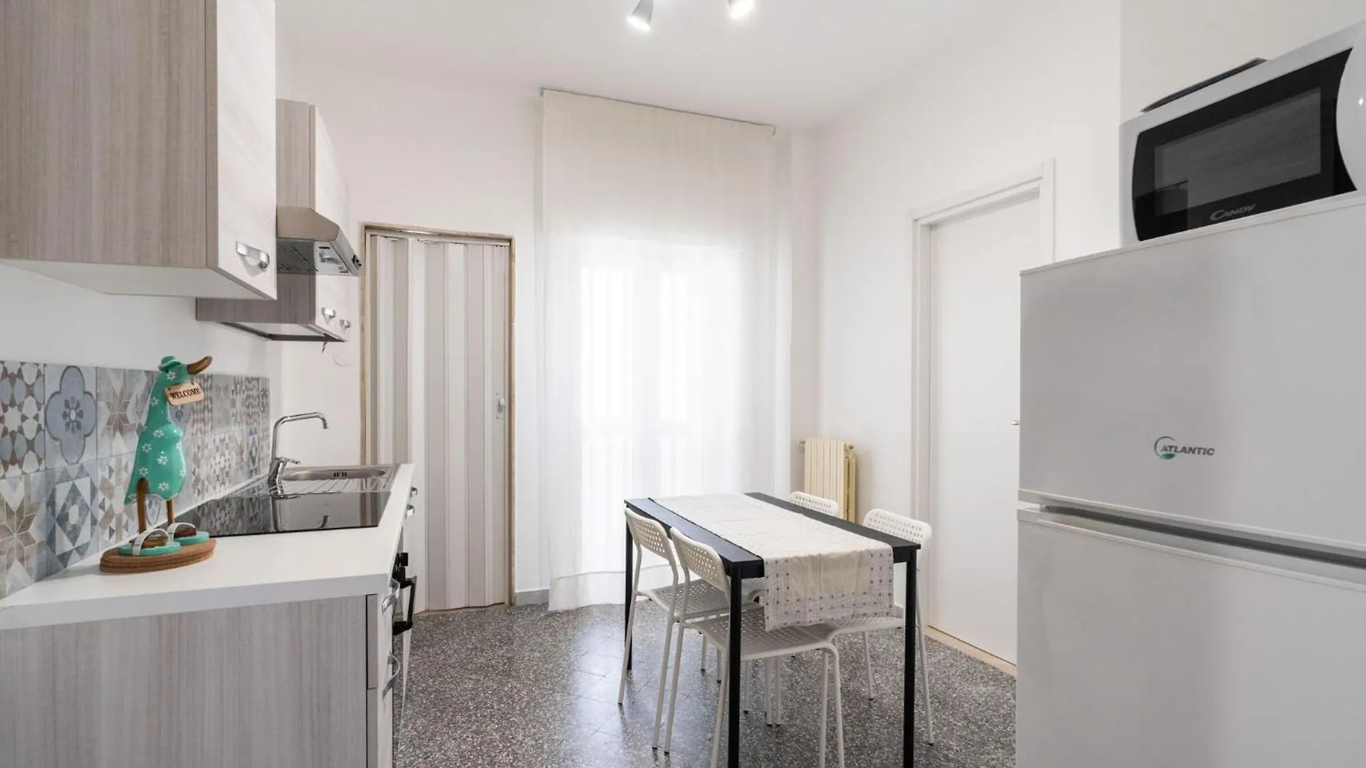 Bari Station Classic Apartment By Wonderful Italy